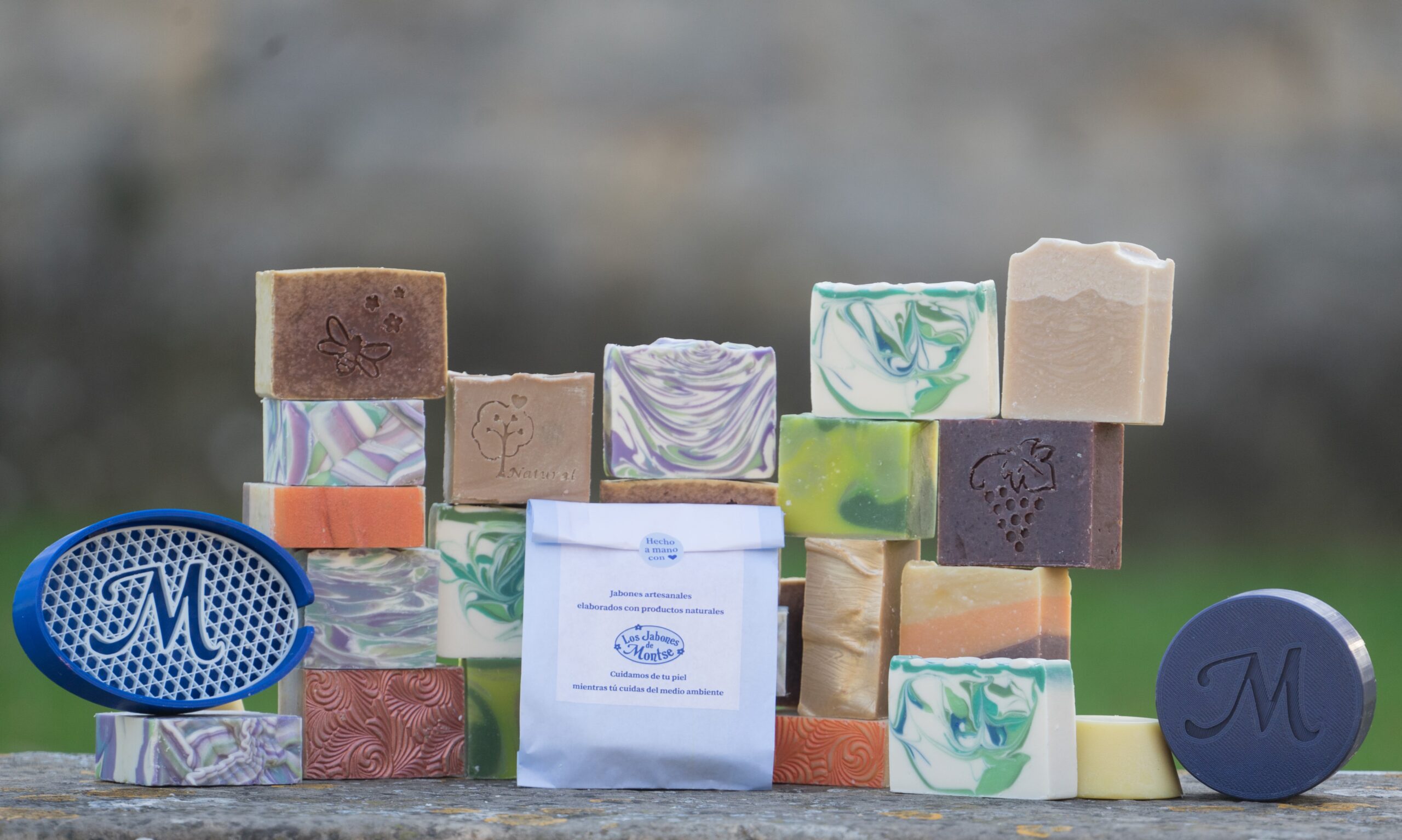 Regalos Eco-Friendly: jabones y champús naturales